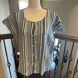Liz Claiborne Top, Size Large.